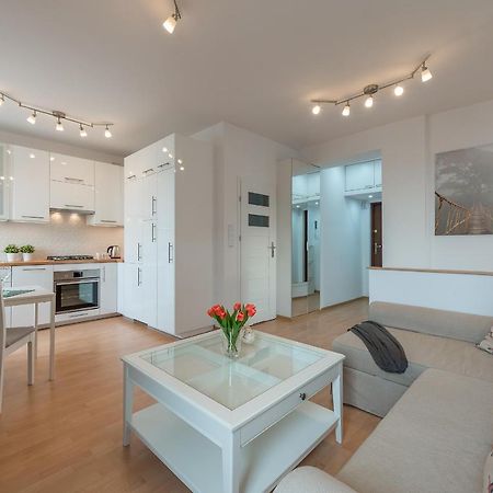 Szczesliwice Ochota P&O Serviced Apartments Warschau Buitenkant foto