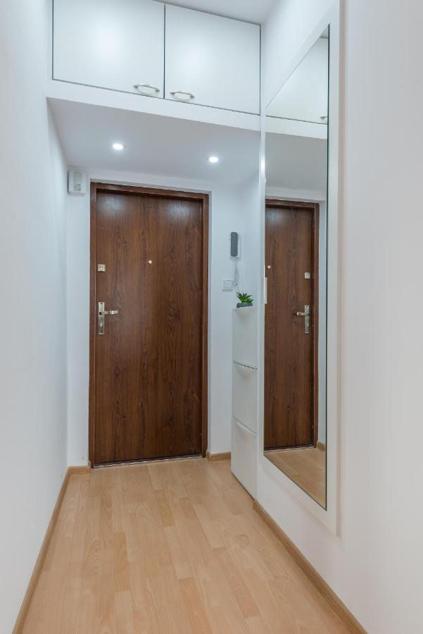 Szczesliwice Ochota P&O Serviced Apartments Warschau Buitenkant foto